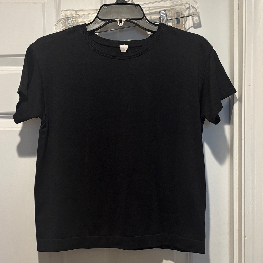 Avocado Black Short Sleeve Tee